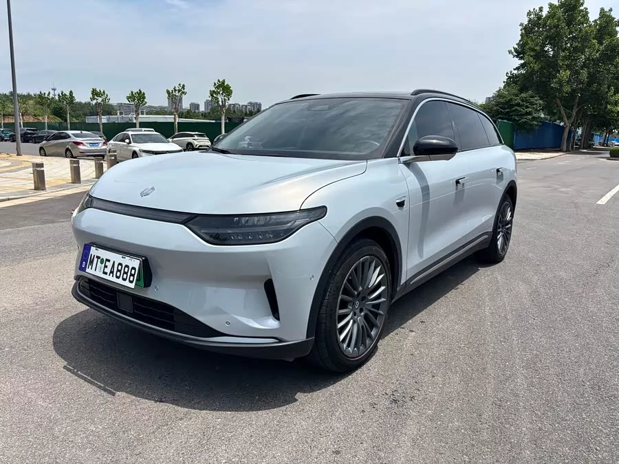 Leapmotor C11