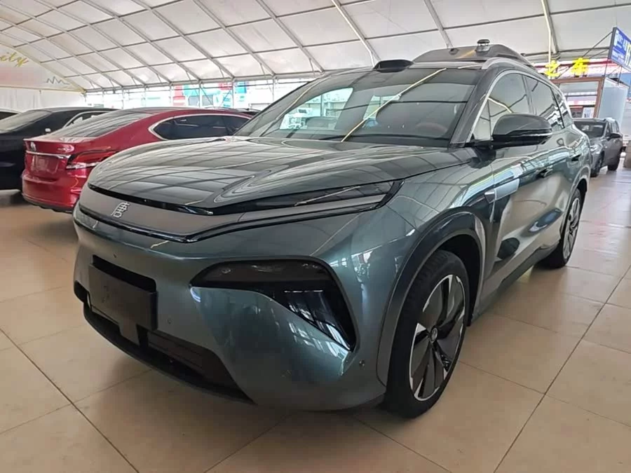 BYD Tang L