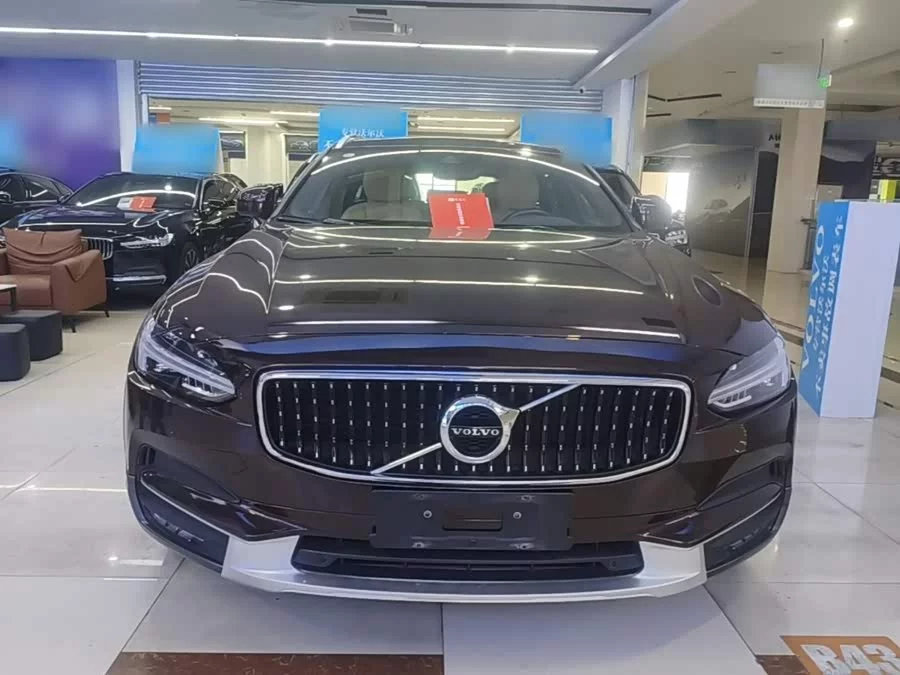 Volvo V90