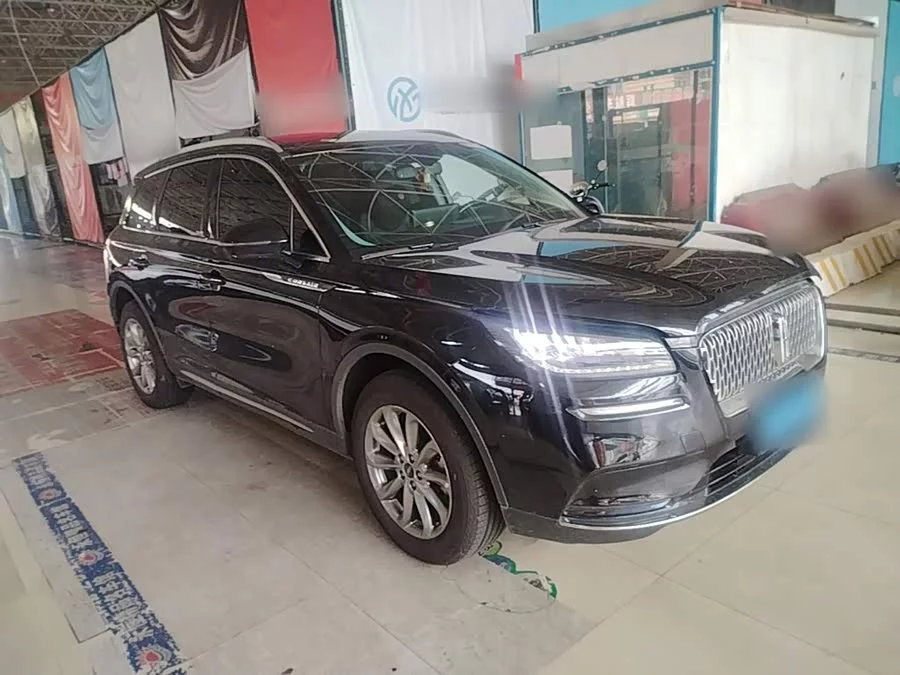 Lincoln Adventurer