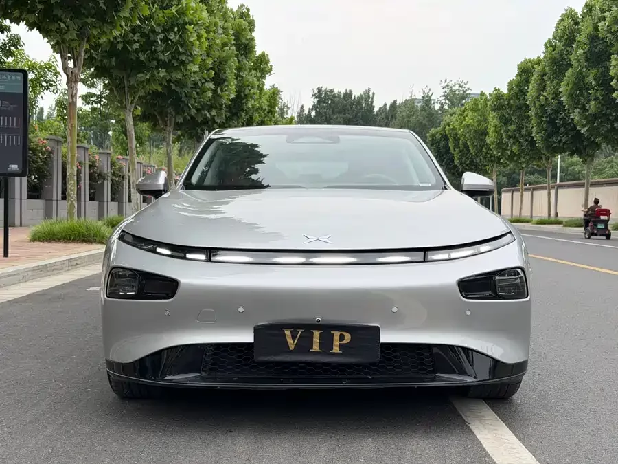 Xpeng P7