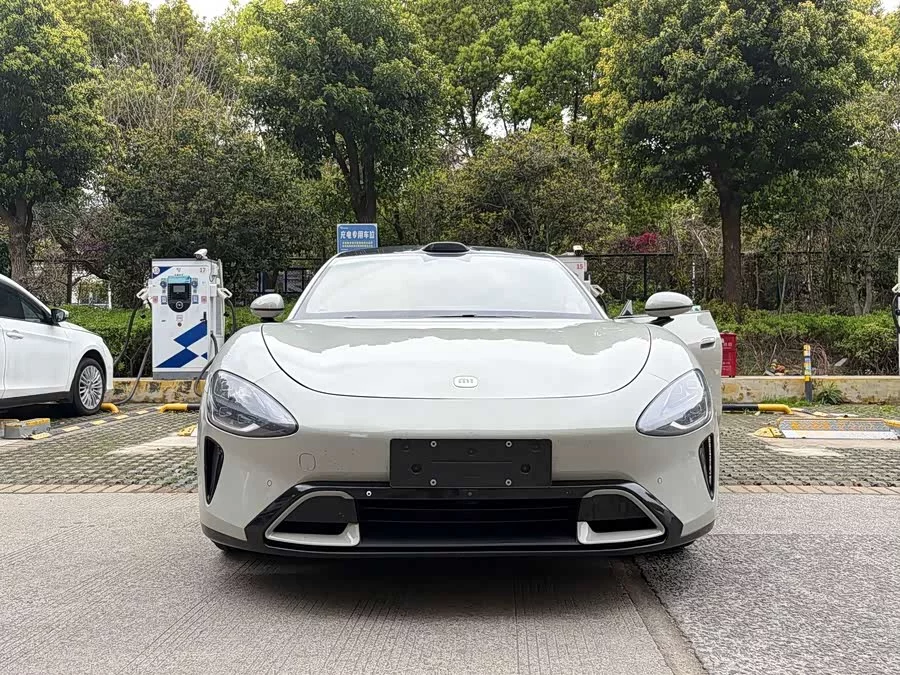 Xiaomi SU7