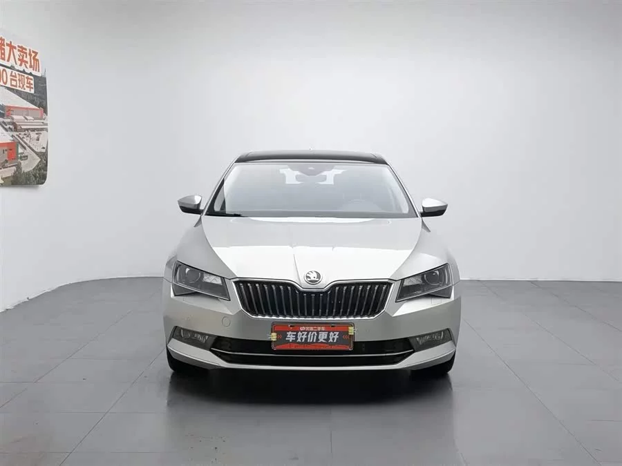 Skoda SuperB