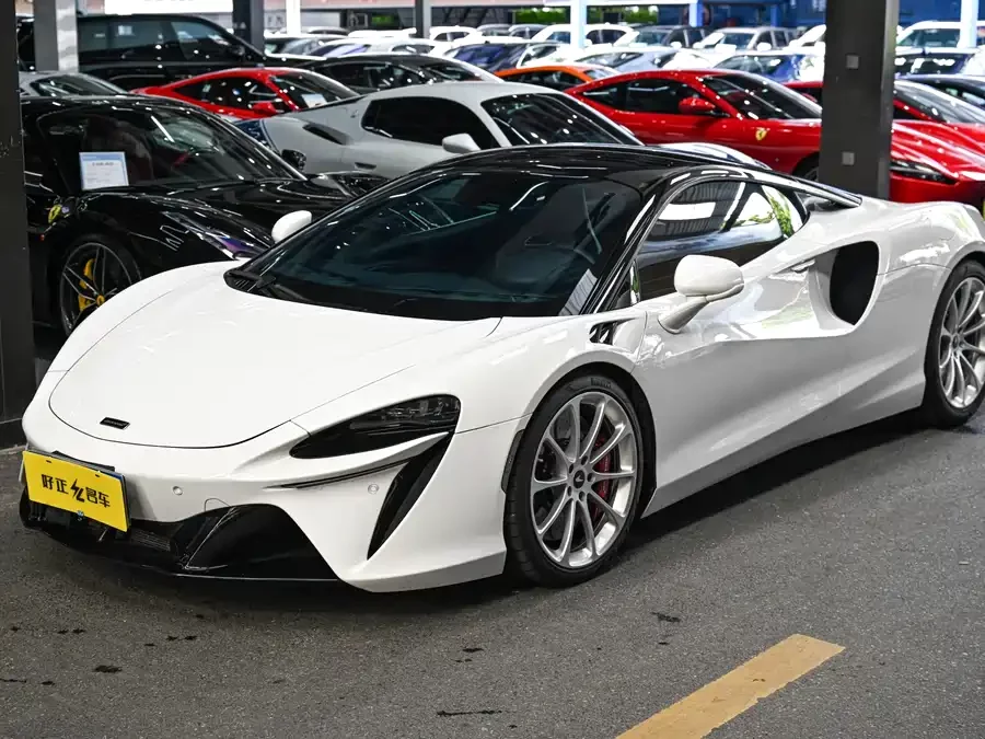 McLaren Artura