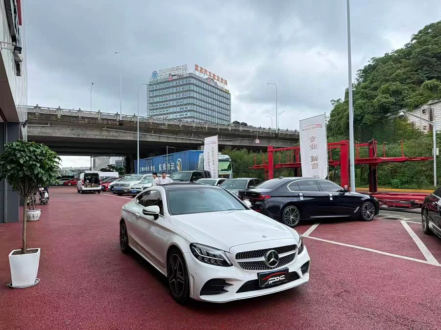 Mercedes-Benz C-Class