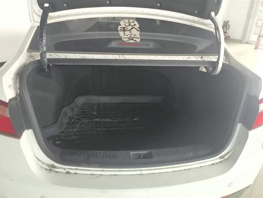 Changan Yuexiang V7
