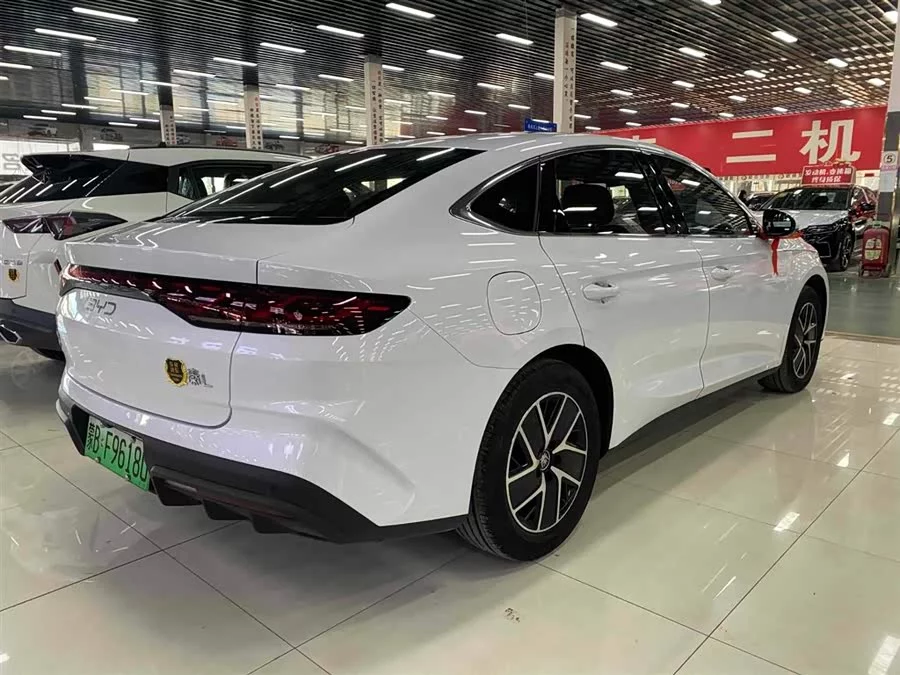 BYD Qin L
