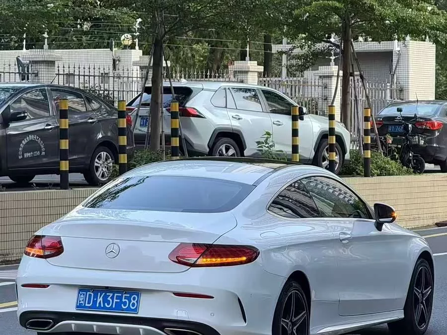 Mercedes-Benz C-Class
