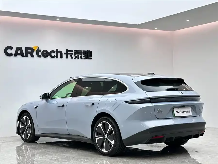 NIO ET5T