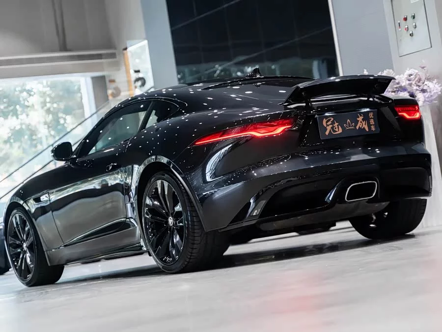 Jaguar F-TYPE