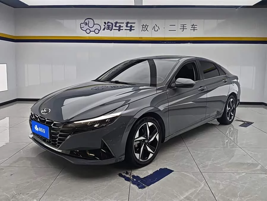 Hyundai Elantra