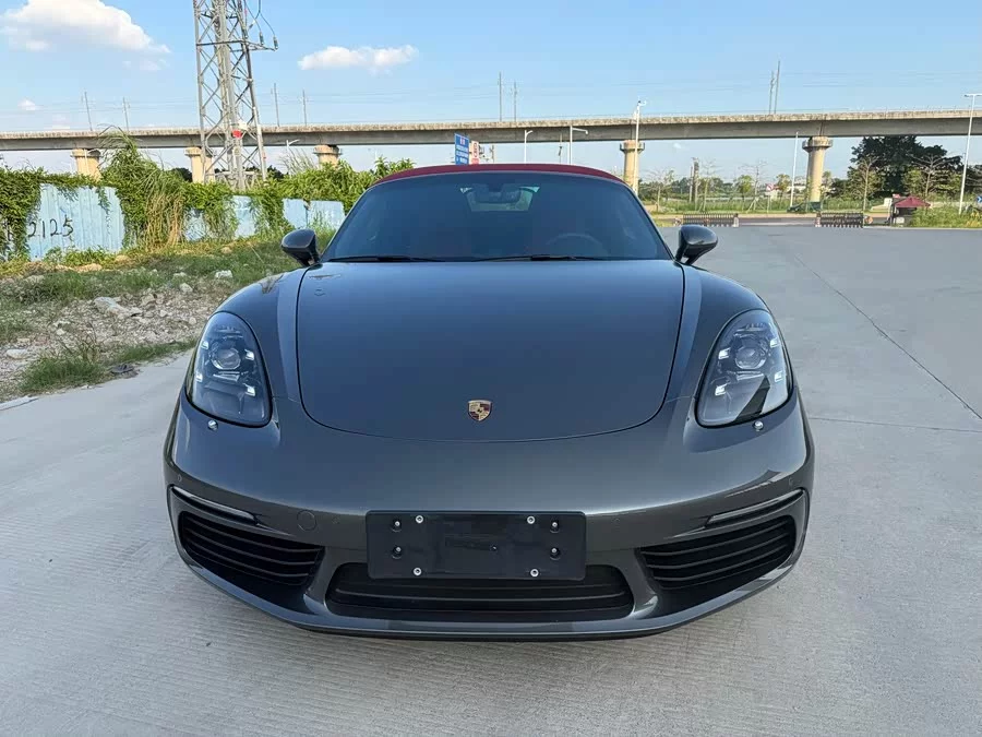 Porsche 718