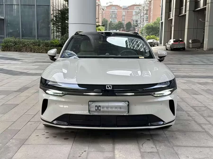 Zeekr 007GT