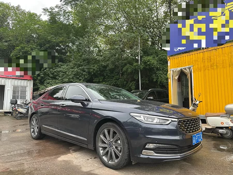 Ford Taurus