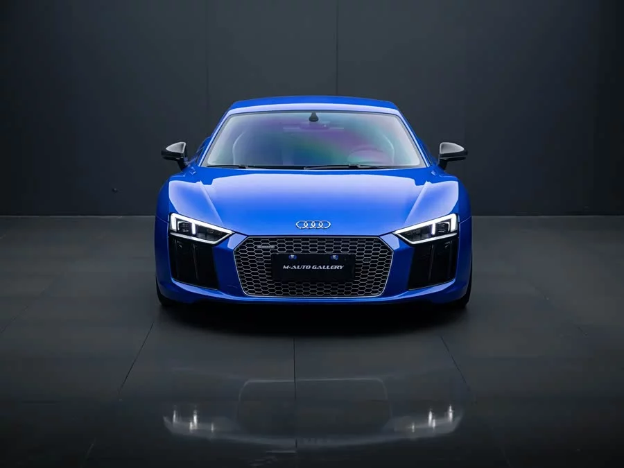 Audi R8