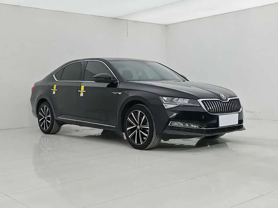 Skoda SuperB