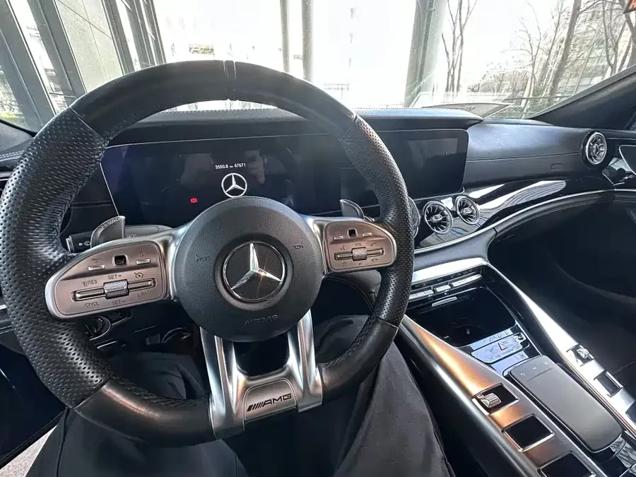 Mercedes Benz AMG GT
