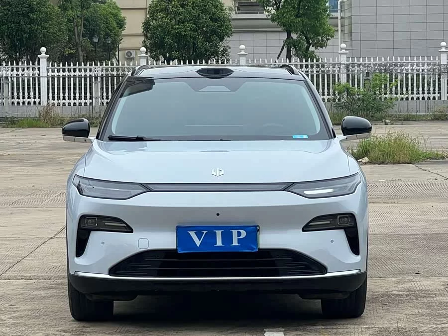 Leapmotor C11