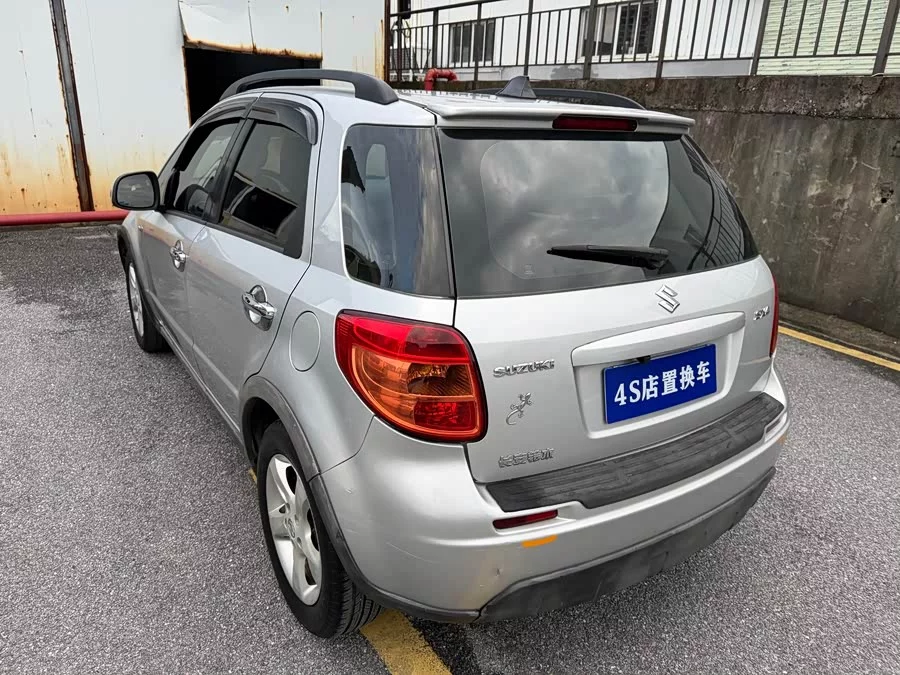 Suzuki SX4