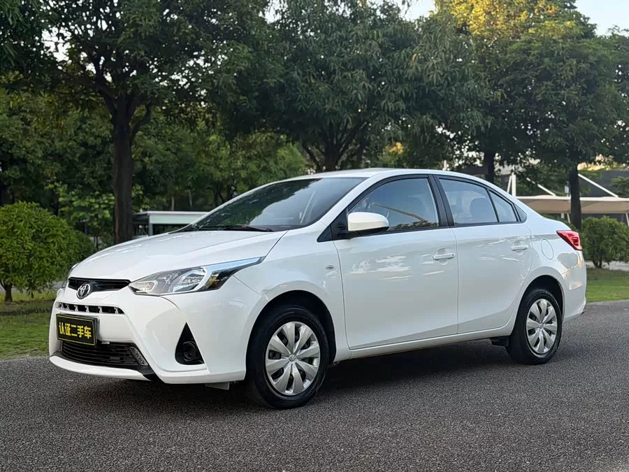 Toyota YARiS L Enjoy