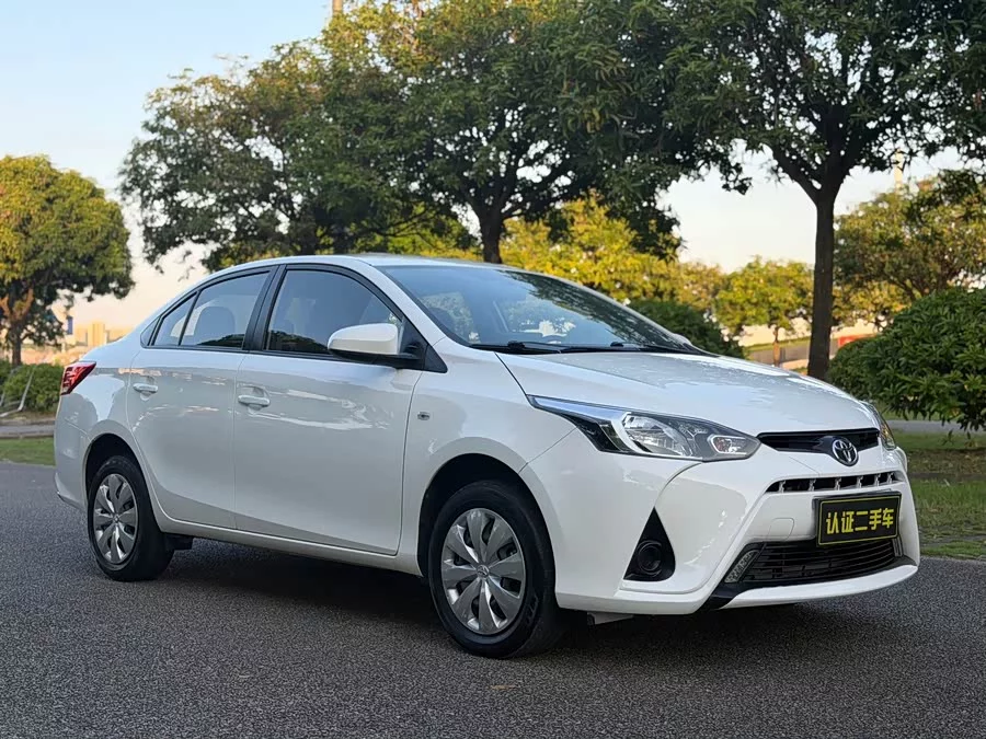 Toyota YARiS L Enjoy