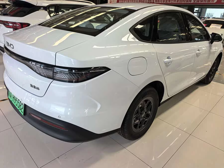 BYD seal 05 DM-i