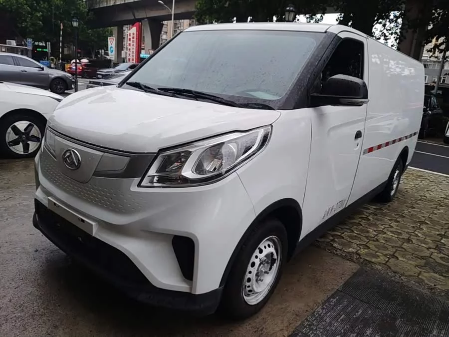 Maxus EV30