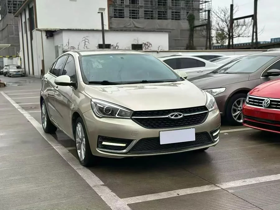 Chery Arrizo 5