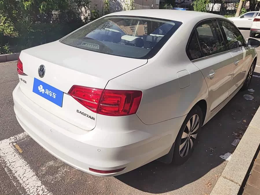 Volkswagen Sagitar