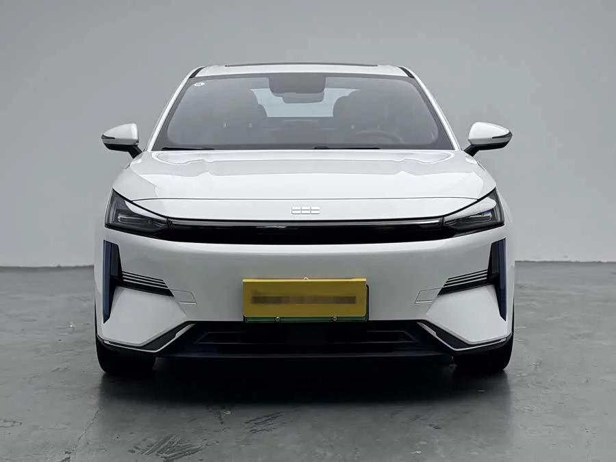 Geely Galaxy L6