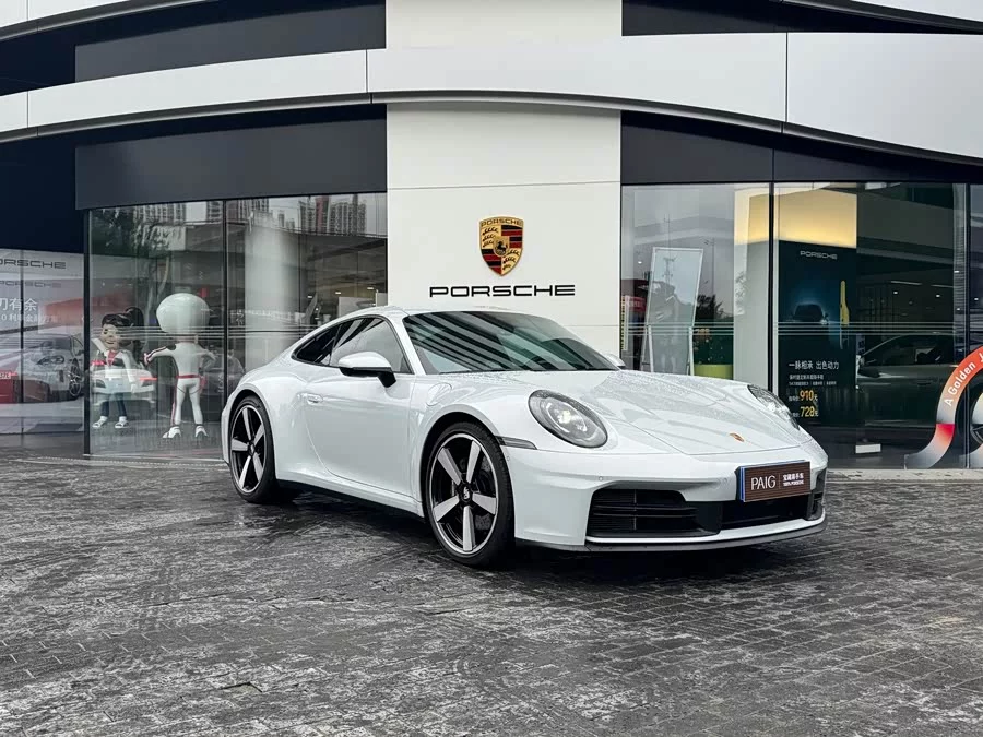 Porsche 911