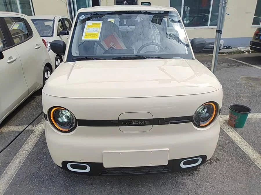 Geely Panda