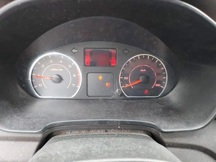 Wuling Hongguang V