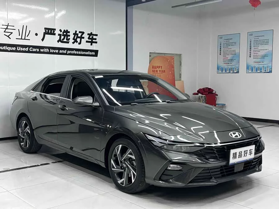 Hyundai Elantra