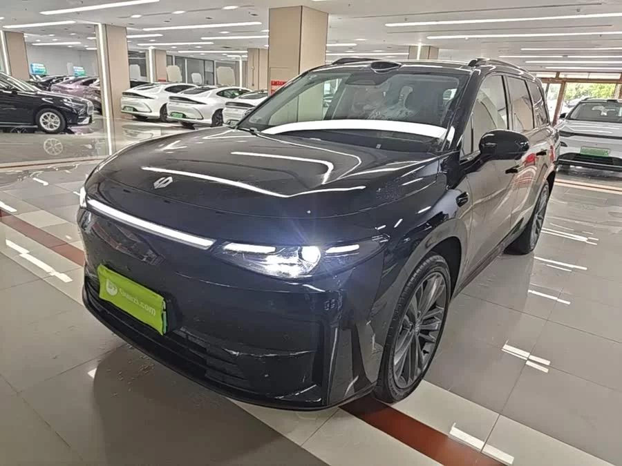 Leapmotor C16
