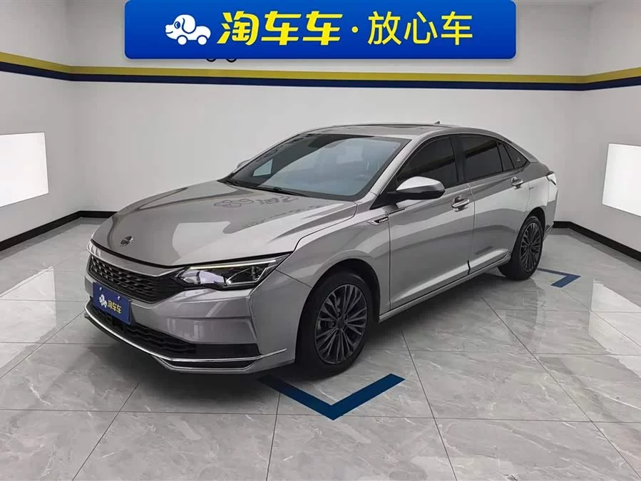 Dongfeng Yixuan MAX