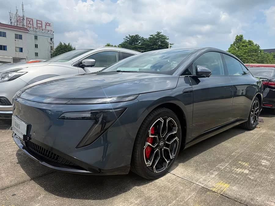 Nissan N7