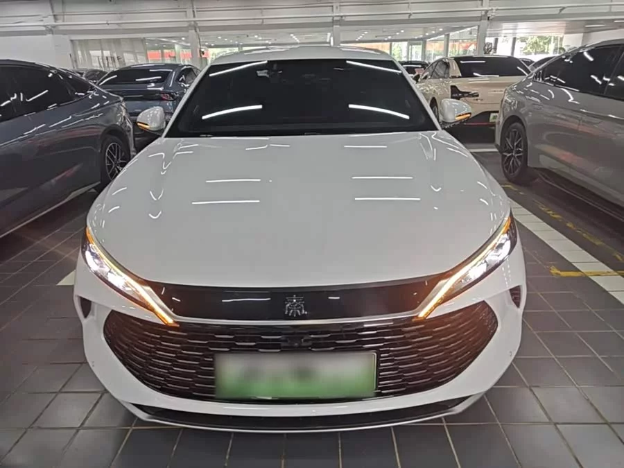 BYD Qin L