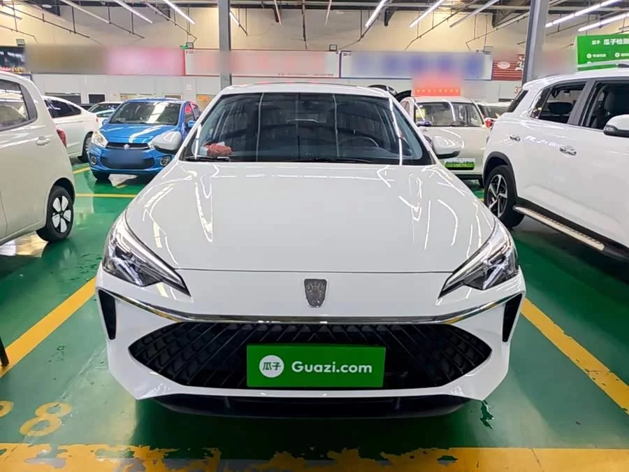 Roewe i5