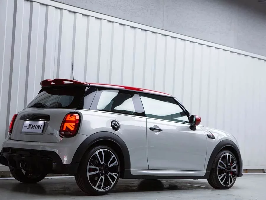 MINI JCW