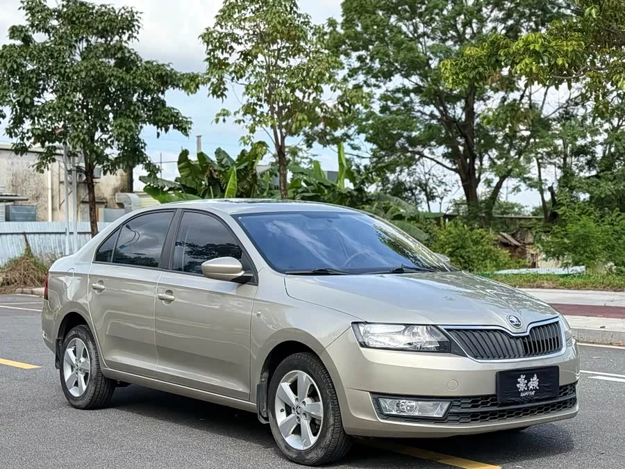 Skoda Rapid
