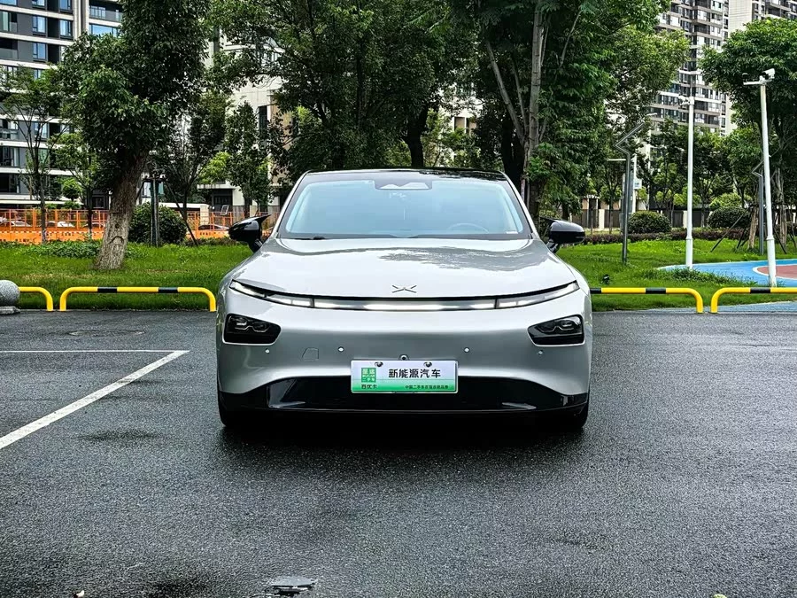 Xpeng P7