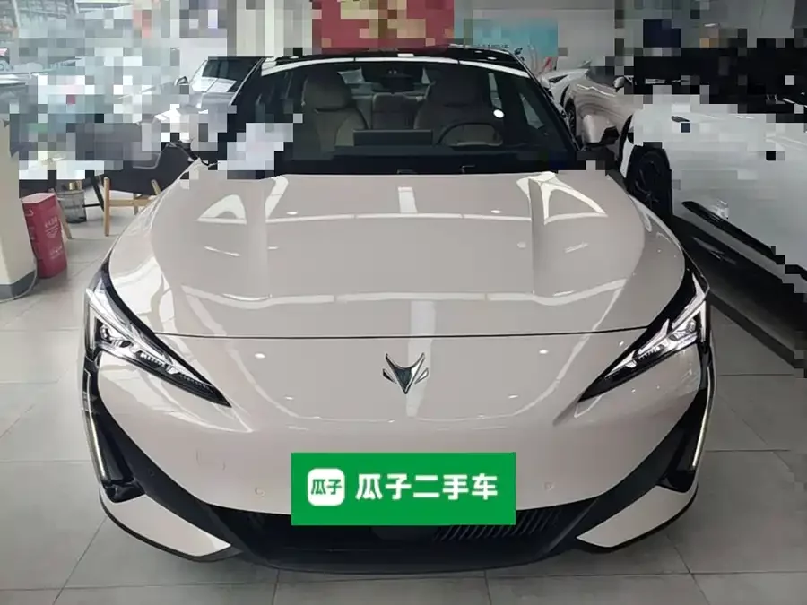 ARCFOX Alpha S5
