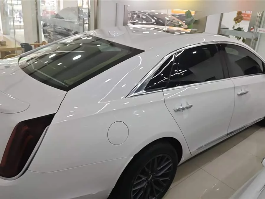 Cadillac XTS