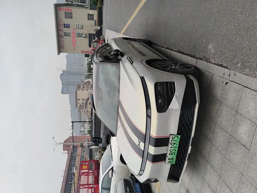 Xpeng G9