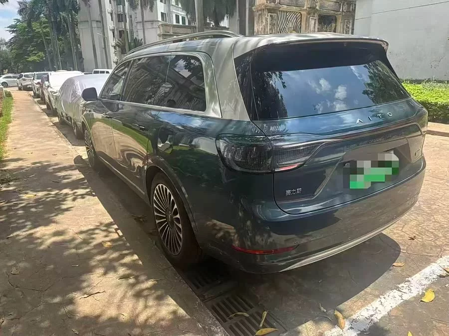 AITO Wenjie M9