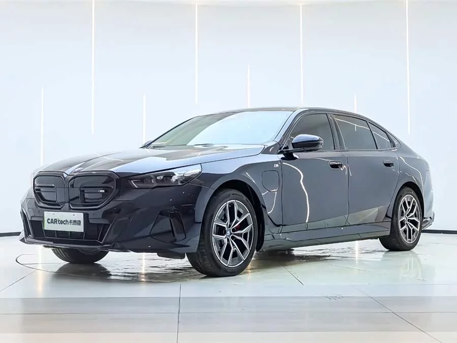 BMW i5
