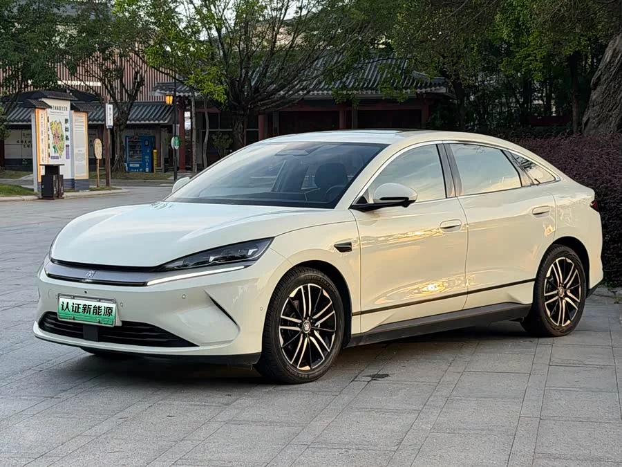 BYD Qin L