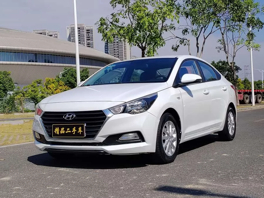 Hyundai Elantra / Celesta
