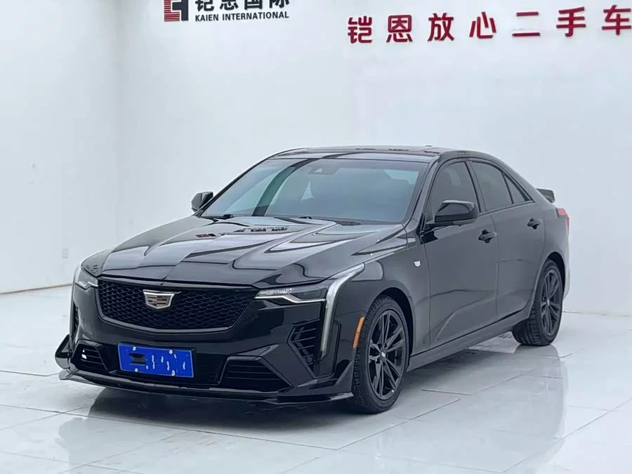 Cadillac CT4